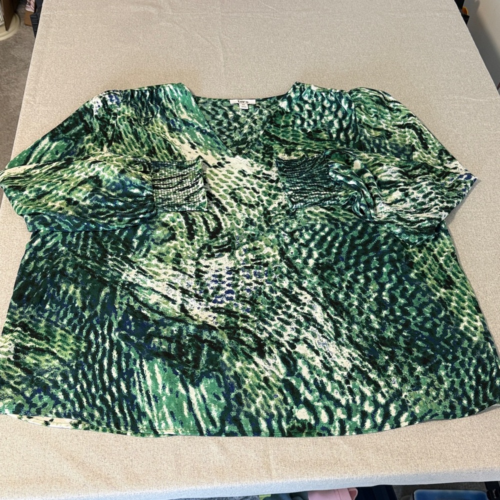 Bar III Green and Black Patterned Blouse SZXXL - Picture 14 of 14